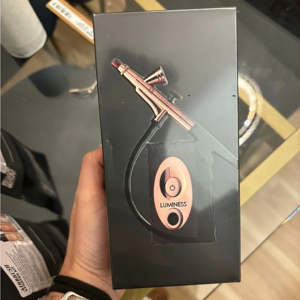 Luminess new sealed